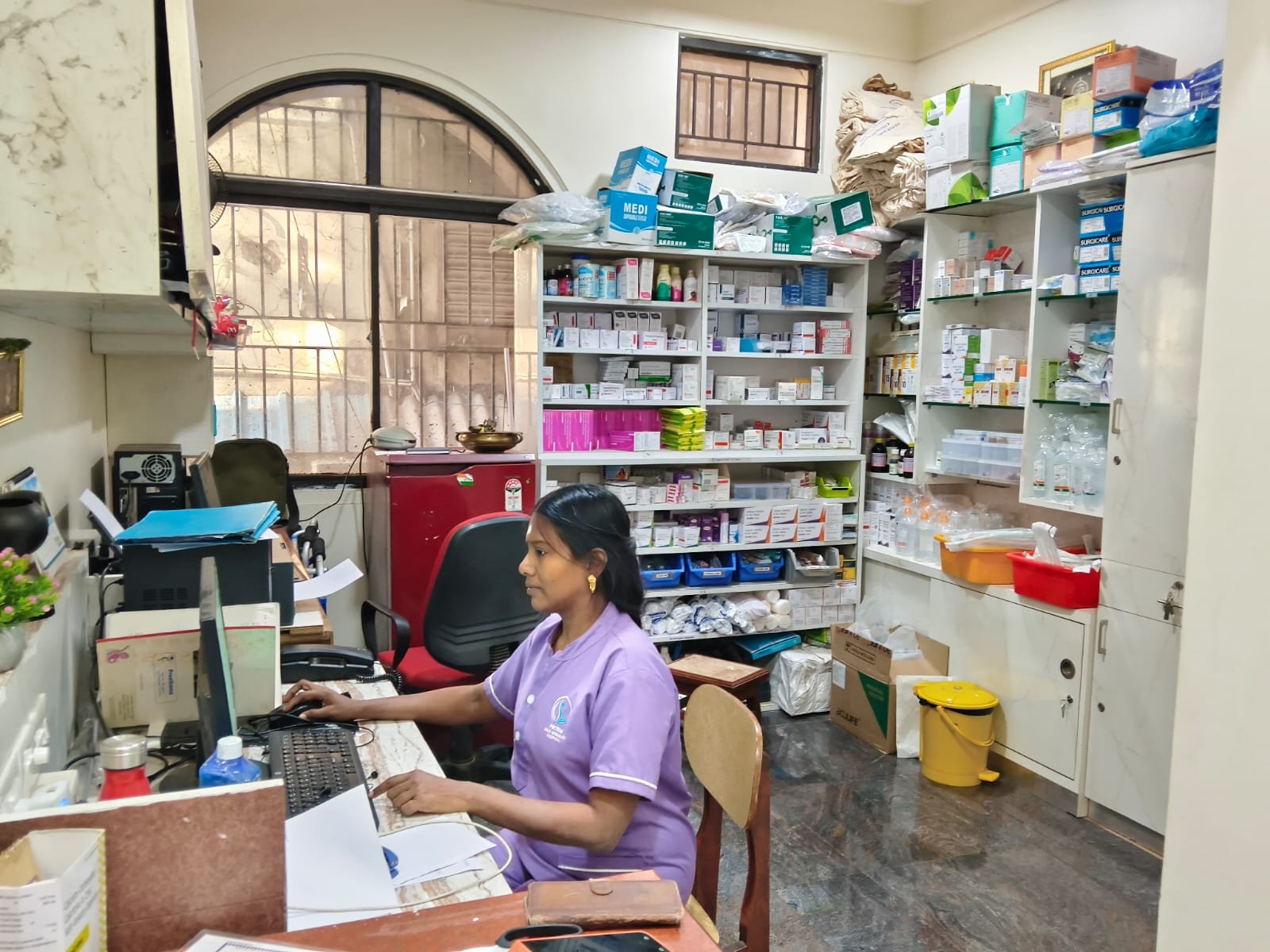 Laboratory & Pharmacy